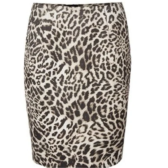 Jupe Droite Noire CAbi - Taille 8 - Longueur Midi - En Rayon/nylon/spandex - Occasion Excellent état